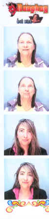 photobooth_me_mom.jpg (50514 bytes)